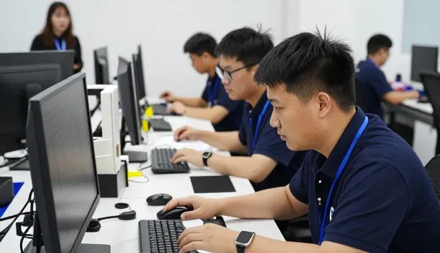 办公场所解决方案中的安装调试等选择